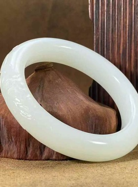 保真正品脂白新疆和田玉籽料手镯腕间风情52圈口浮雕牡丹