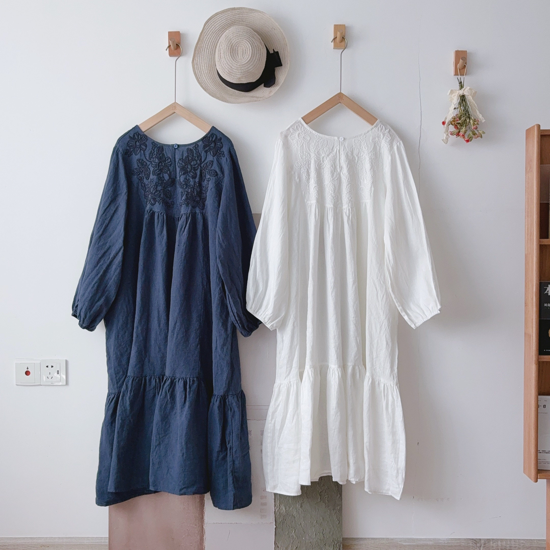 连衣裙熊姑娘日系精致刺绣拼荷叶边下摆宽松小众亚麻裙子06591023