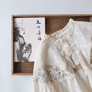 衬衫 日系复古拼格子碎花立体花朵刺绣宽松棉布长袖上衣女39595