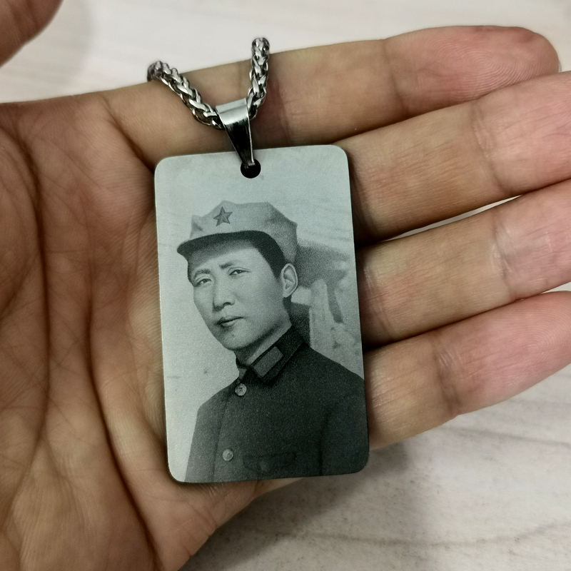年轻毛泽东挂件毛爷爷主席头像吊坠钛钢项链伟人纪念饰品车钥匙扣
