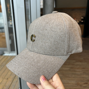 2025秋冬新款硬顶有型棒球帽男女人字纹百搭字母显脸小鸭舌帽