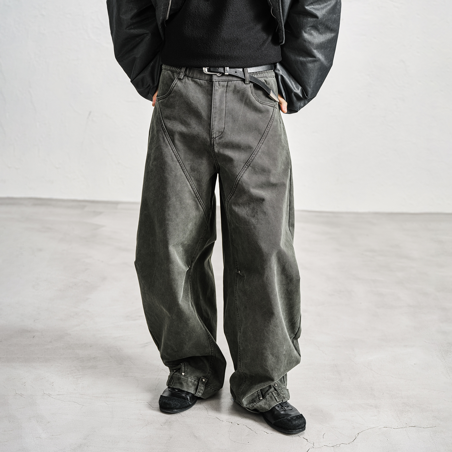 JUPSTUDIO立体裁剪加绒牛仔裤男