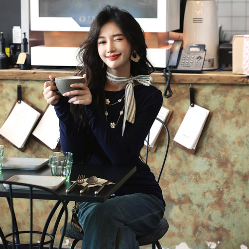 斜肩软糯打底衫蓝色条纹吊带叠穿