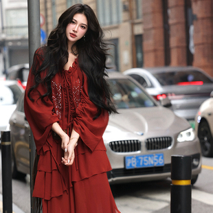 新疆川西旅游气质两件套 蛋糕半身裙套装 AZure法式 复古红色雪纺衫