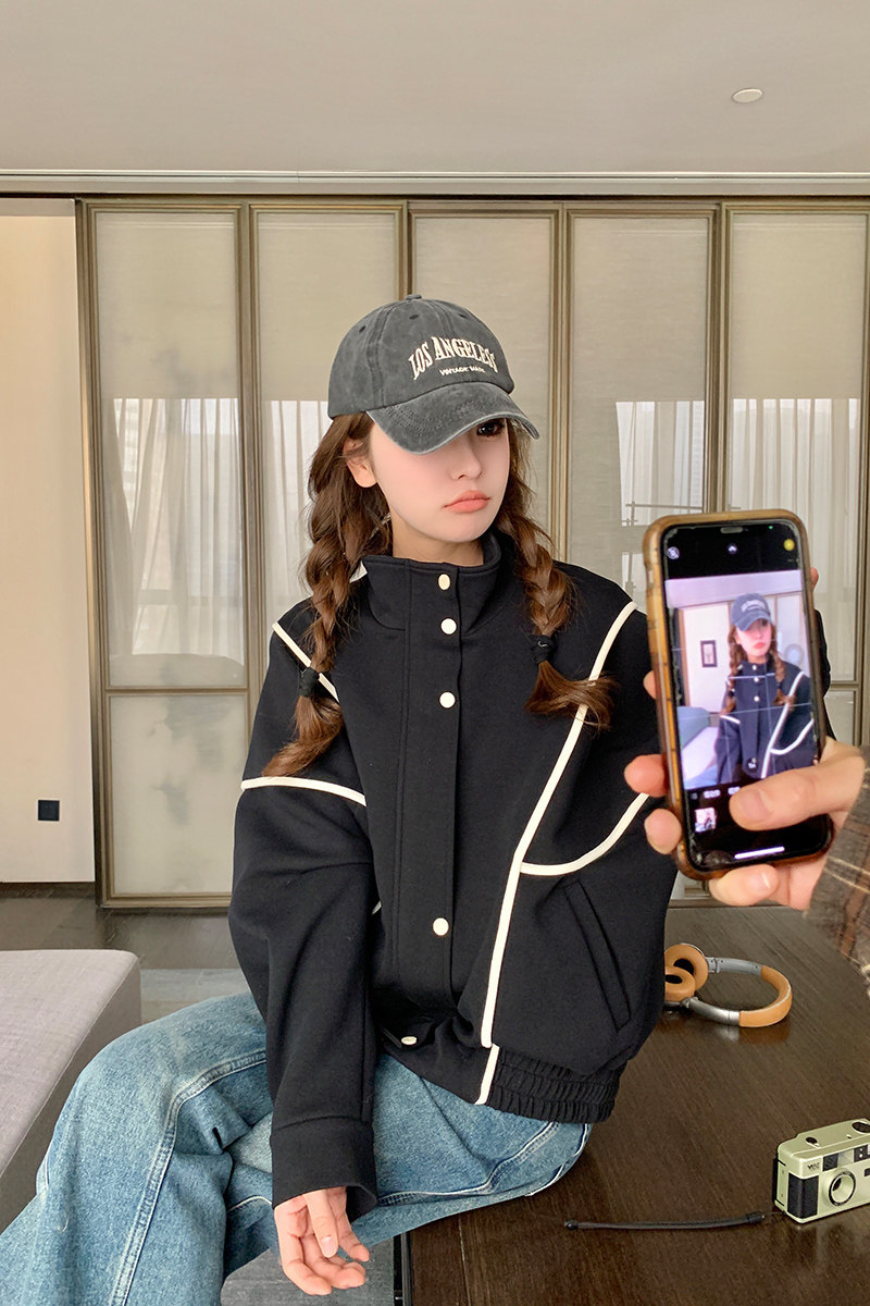 独特超火好看棒球服外套女春秋2025新款慵懒小众休闲立领卫衣夹克,女装短外套,浙宝129