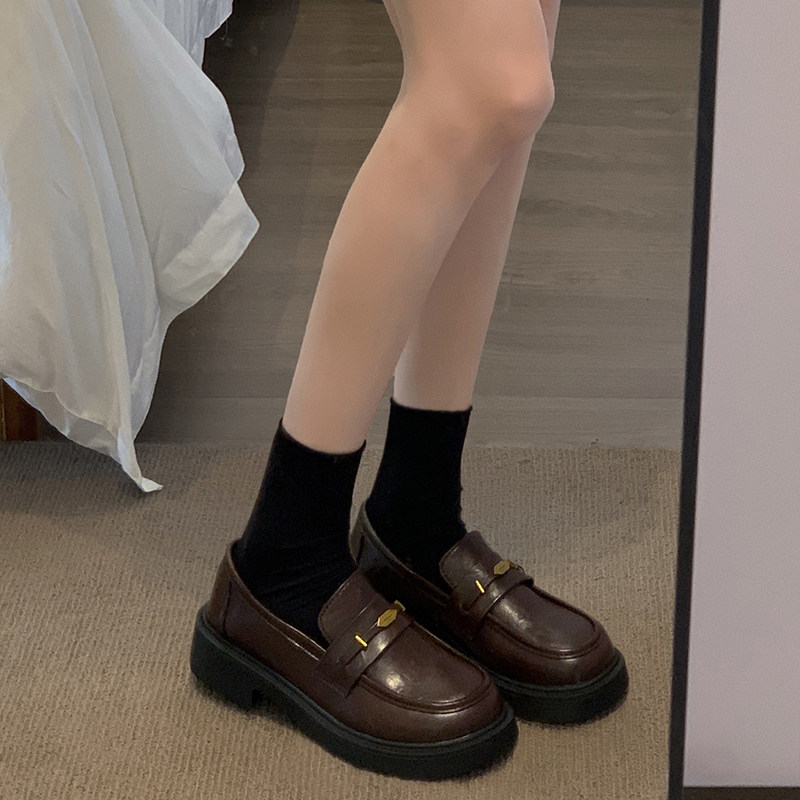 贾不假乐福鞋女2026秋季新款图片