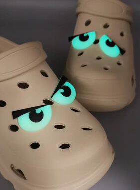 夜光款白色款大眼睛洞洞鞋鞋花扣