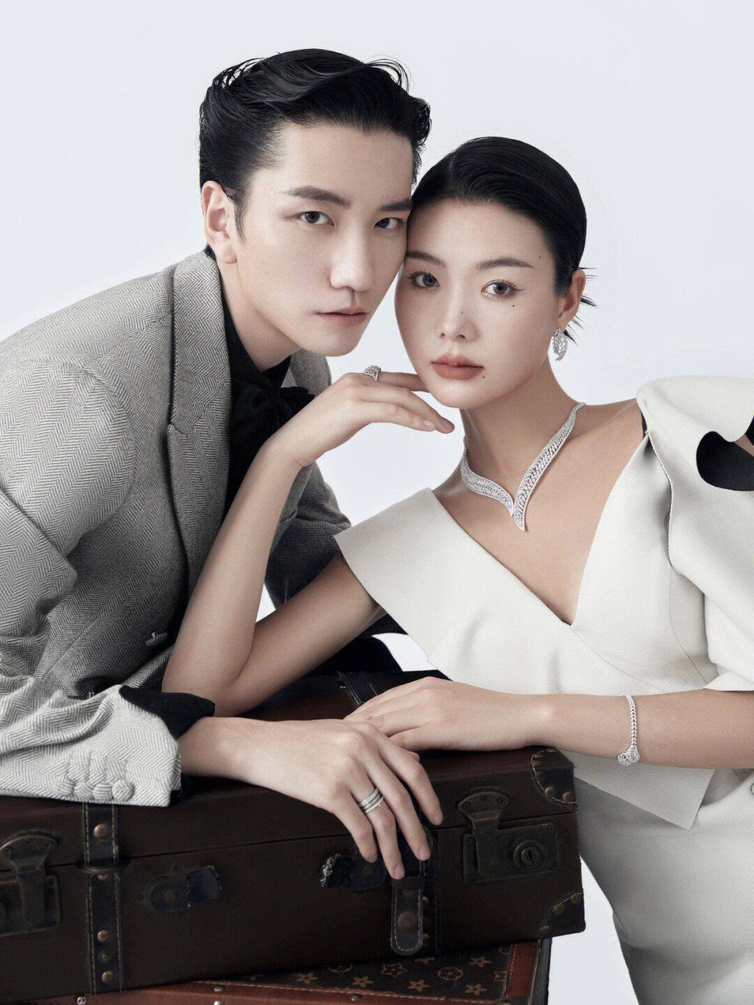 매력적인 하이엔드 웨딩드레스 메이크업 지르콘 목걸이 귀걸이 반지 팔찌 4종 세트 연회용 주얼리 액세서리