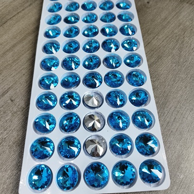 玻璃钻8943 20mm蓝色卫星型一层70颗