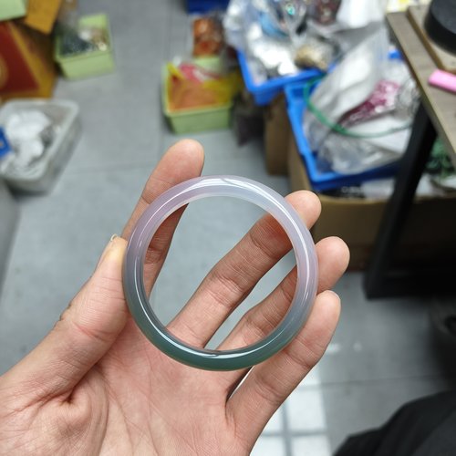 56圈口玛瑙手镯一条k193