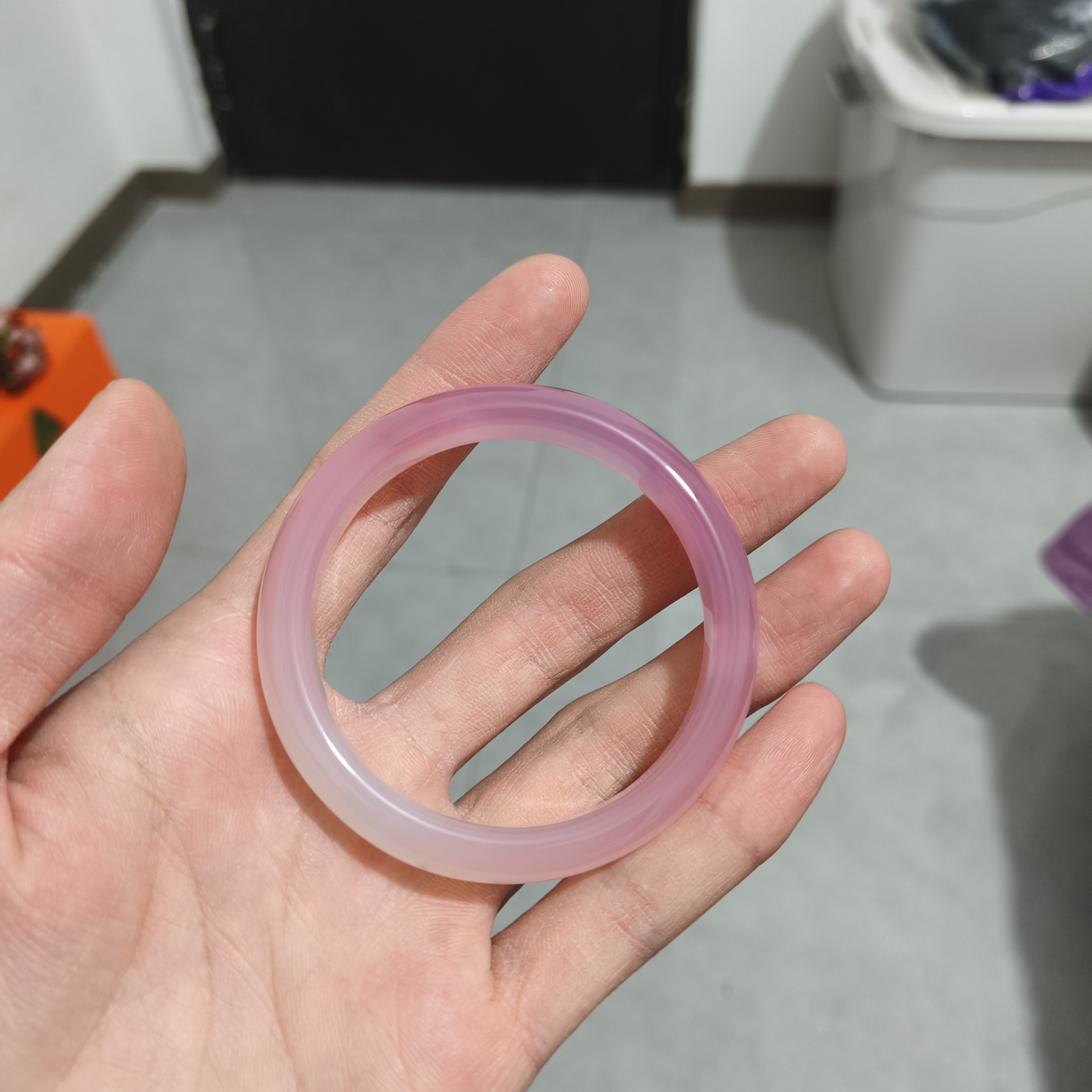 58圈口玛瑙手镯一条k107