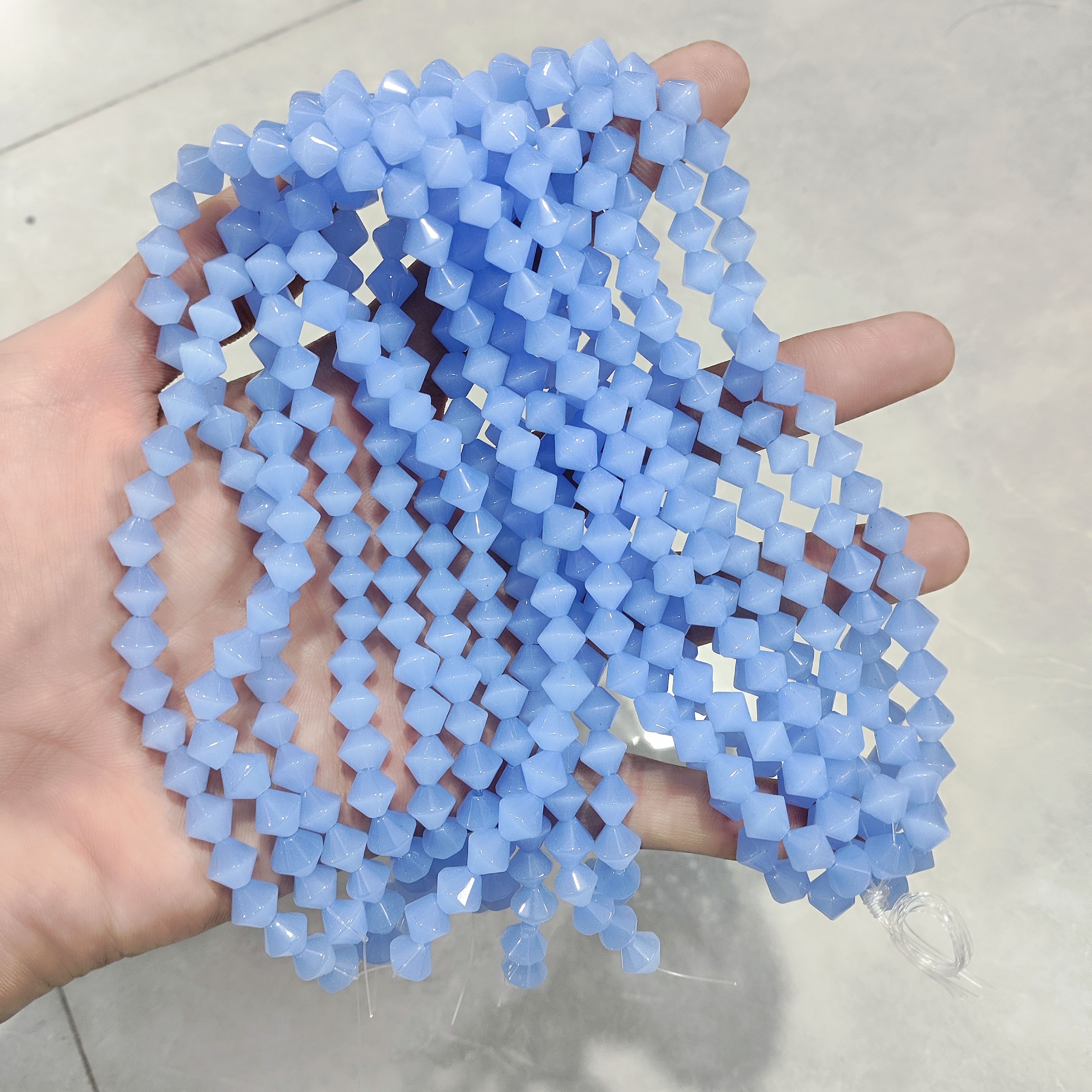 9412卡8半透玉料玻璃尖珠10条图片全部的量