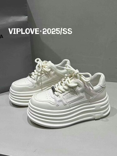 断码特惠VIPLOVE真皮女鞋2026新款春季厚底休闲鞋百搭板鞋小白鞋