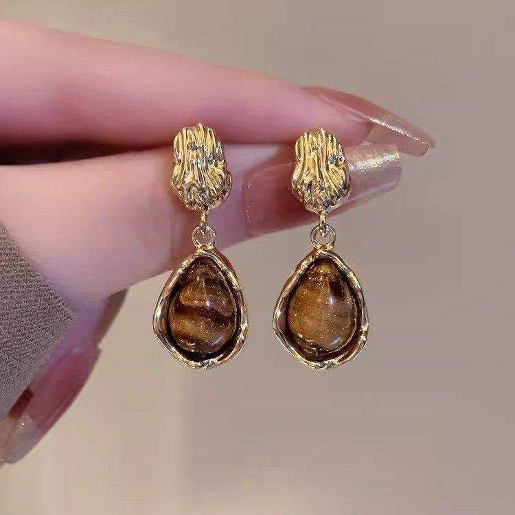 美拉德虎眼石水滴耳夹无耳洞轻奢小众设计感高级耳环独特秋冬耳饰,饰品/流行首饰/时尚饰品新,耳环,淘宝优惠券,粉丝福利购,淘宝优惠卷