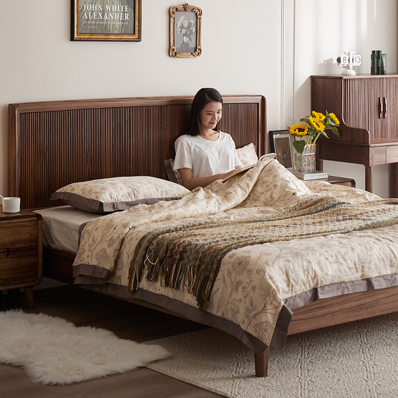北欧简约黑胡桃木床复古实木床1.8米1.5米双人床主卧床格栅靠背床