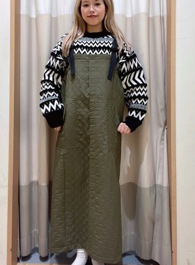 日单sm2秋冬新款菱格绗缝宽松背带连衣裙女