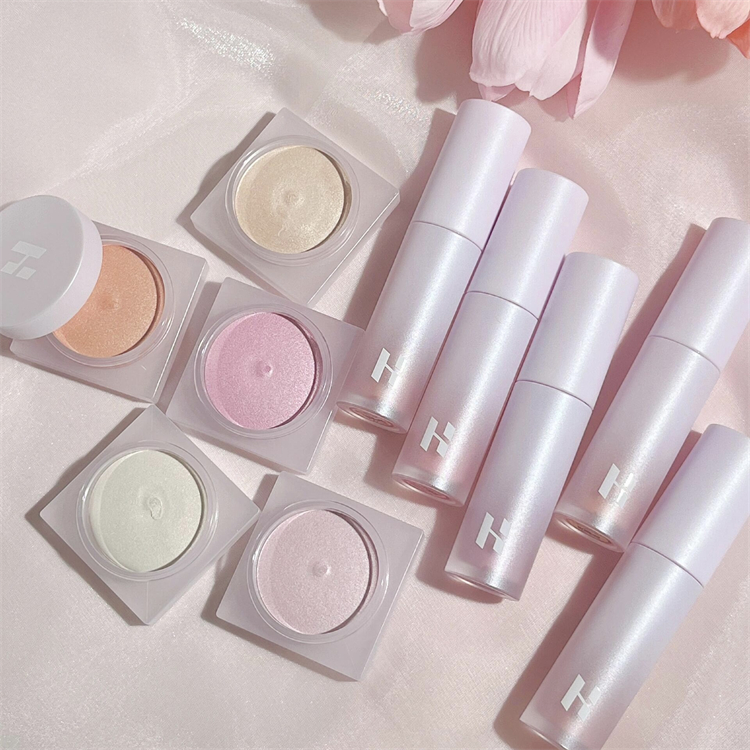 holika韩国新品高光膏春季单色自然提亮粉立体自然光泽限量带刷子