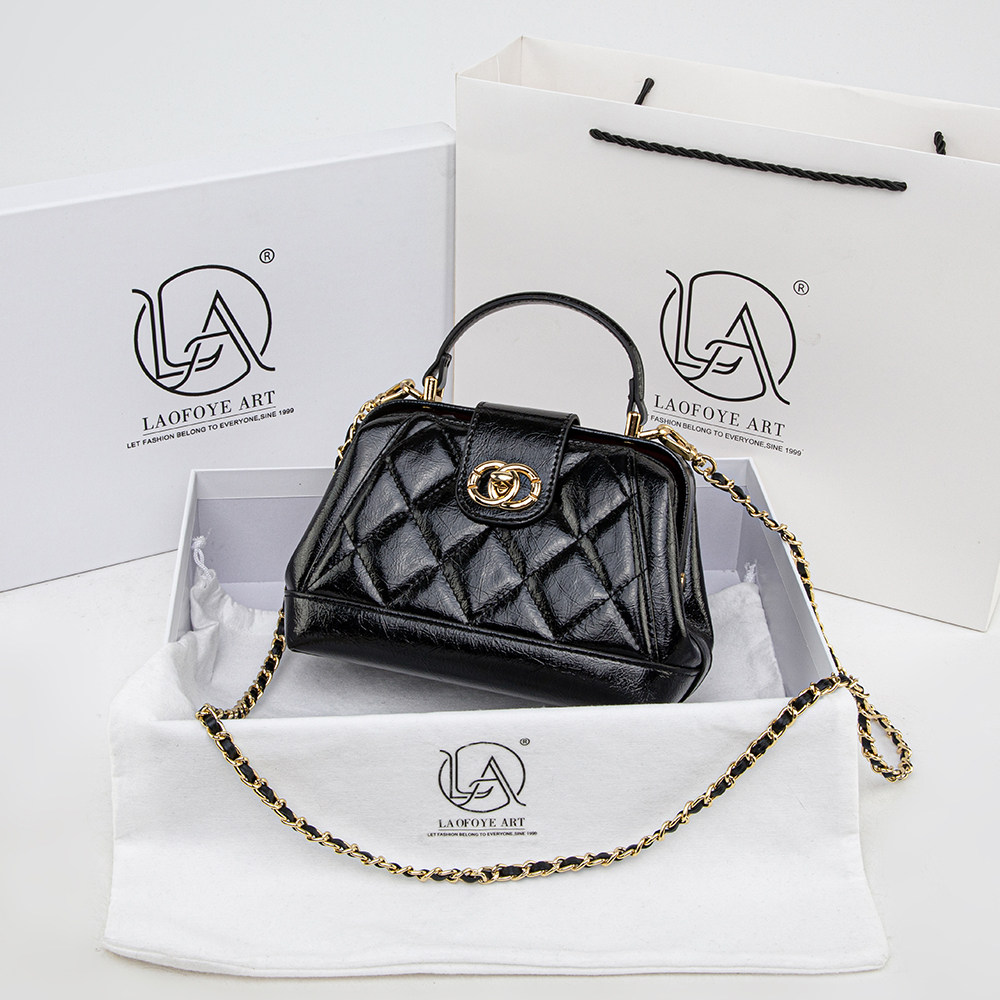 2026小香风菱格链条医生包女黑色羊皮手提斜挎小方包贝壳包女士