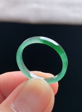 天然A货冰种飘绿翡翠方戒