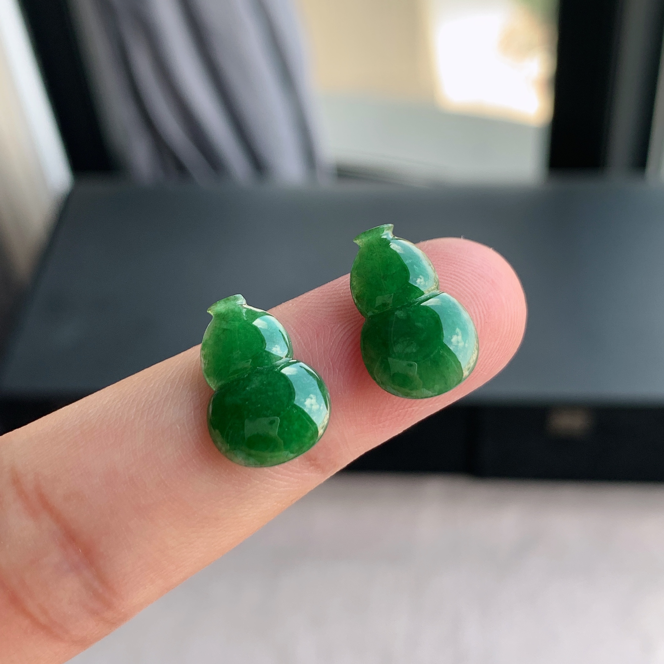 缅甸天然A货翡翠冰糯种满绿葫芦