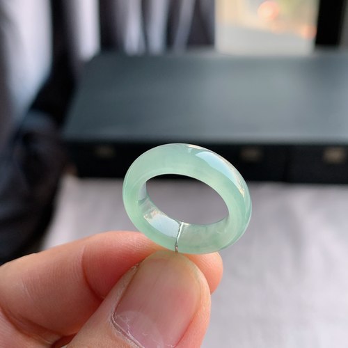 天然A货翡翠冰种11号葡萄肉戒指