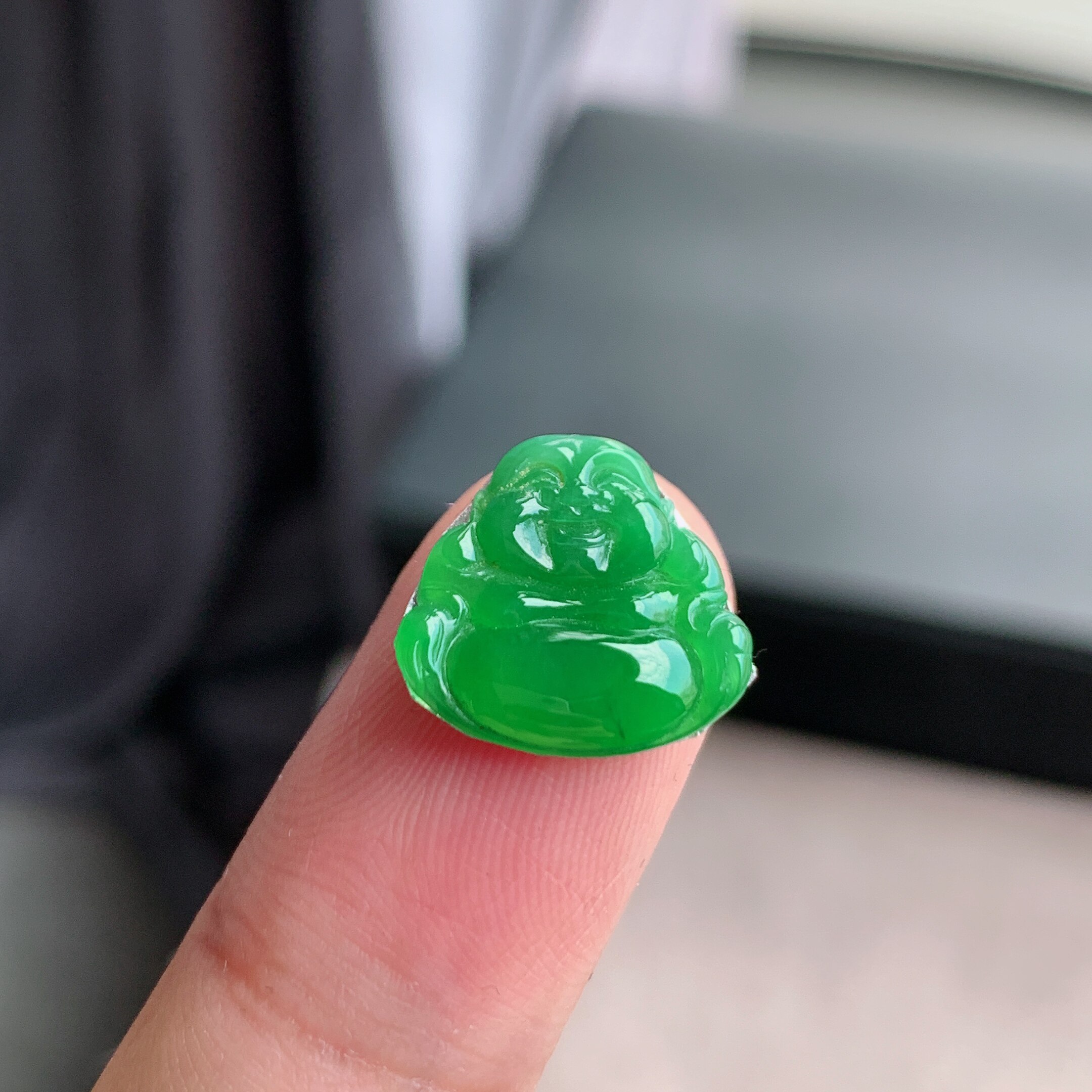 缅甸天然A货翡翠 冰糯种满绿阳绿佛公镶件戒面L16