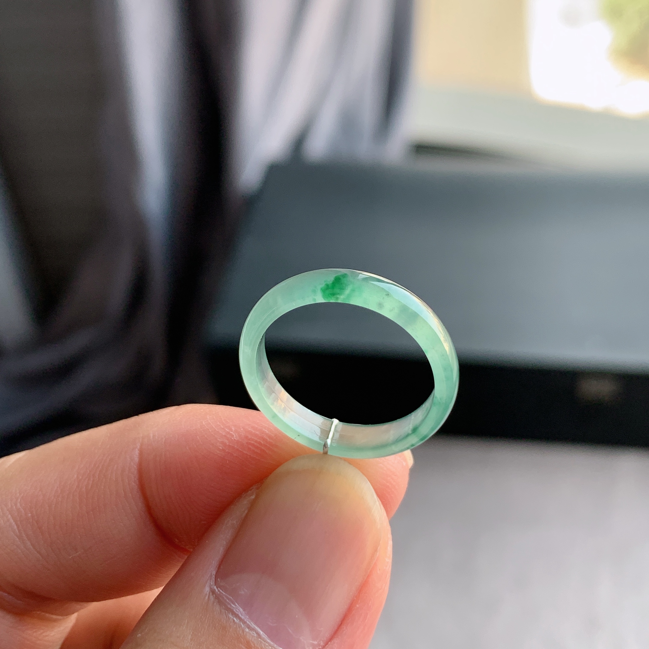 天然A货翡翠冰种14号飘绿花戒指