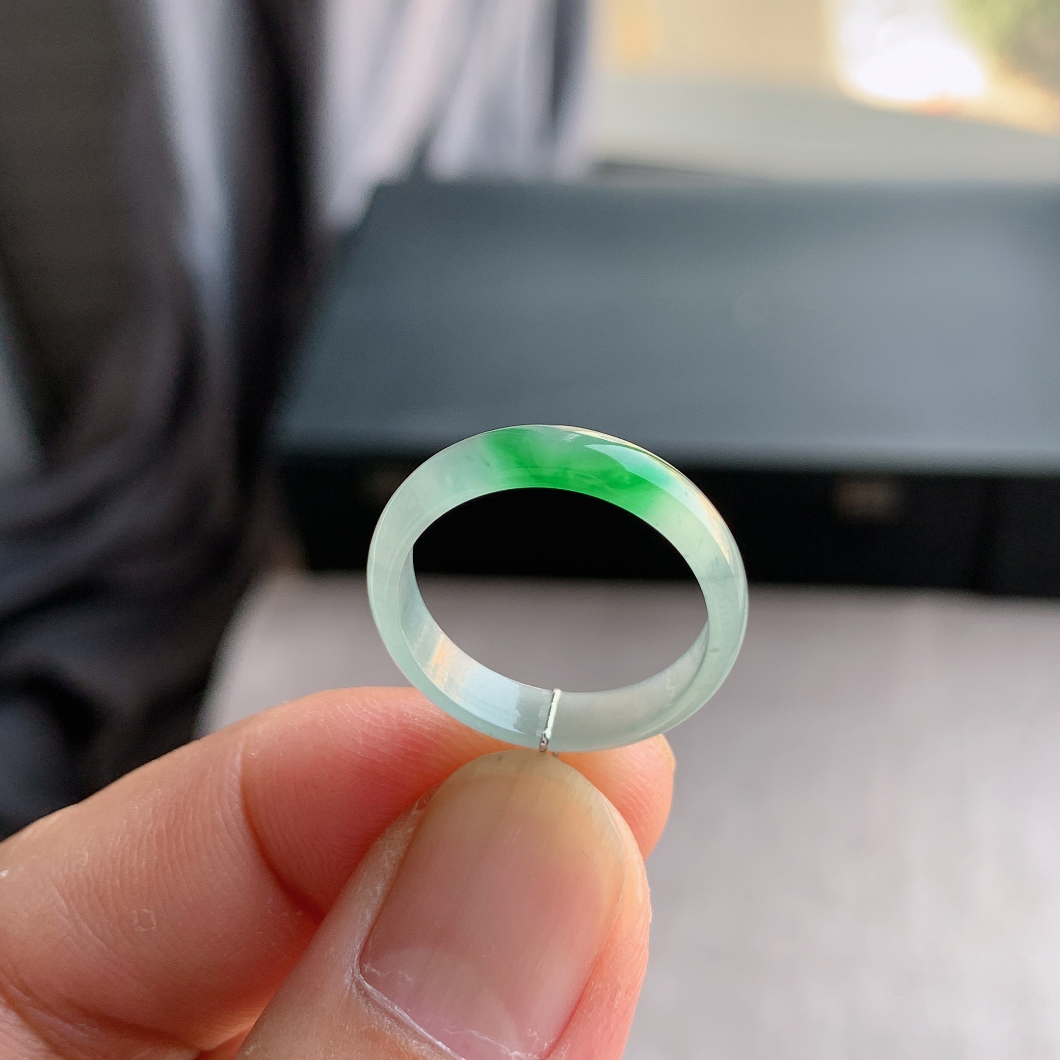 天然A货翡翠17号飘绿花戒指