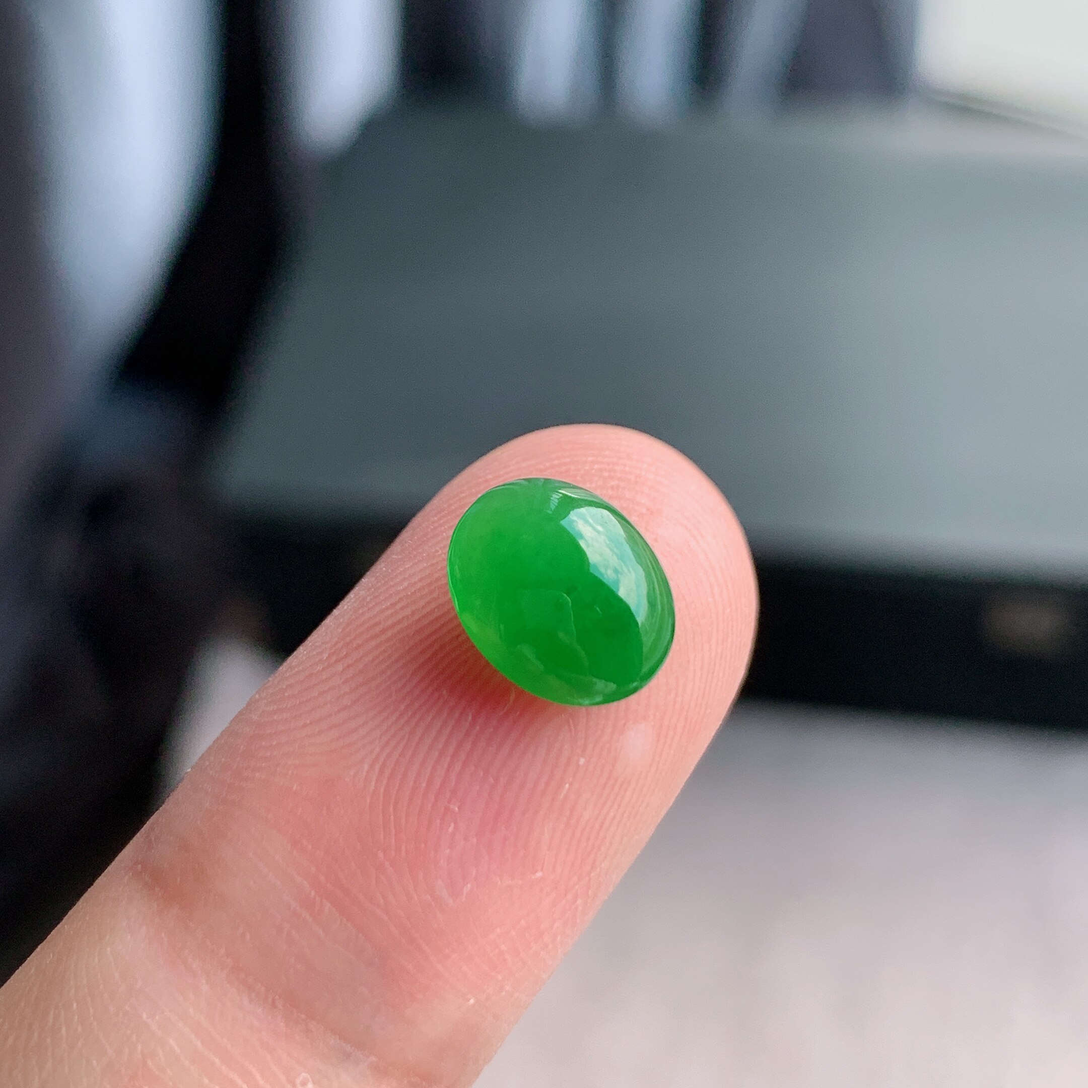 缅甸天然A货翡翠 冰糯种满绿阳绿蛋面戒面L18