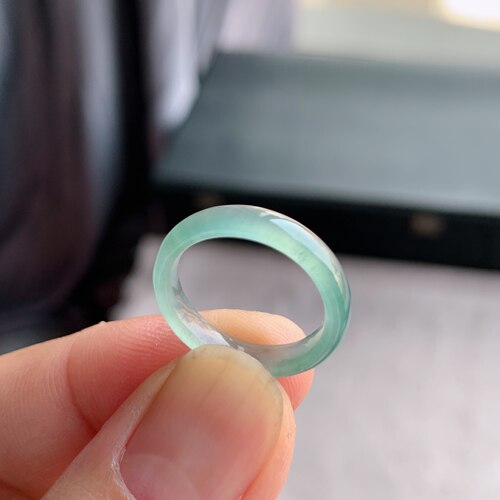 天然A货冰种白月光翡翠素圈戒指