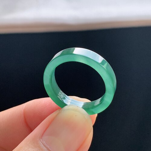 天然A货冰种翡翠湖水蓝方戒