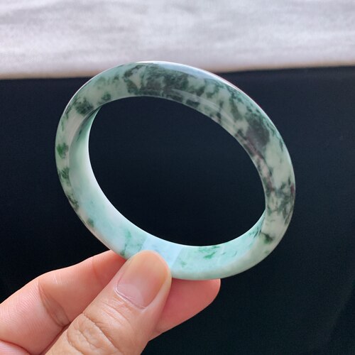 缅甸A货翡翠正圈飘花手镯