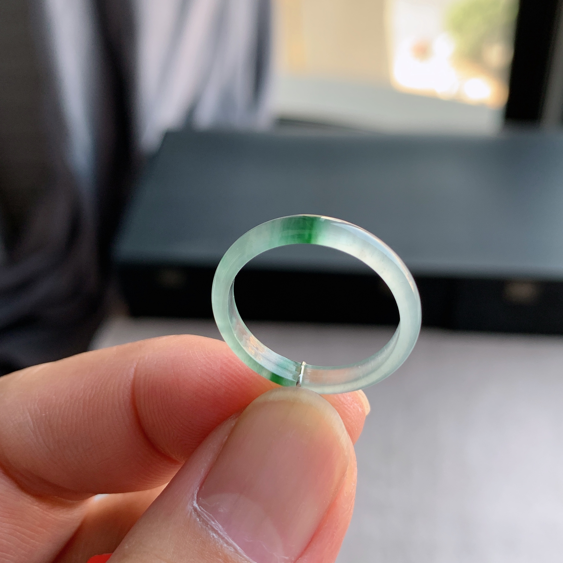 天然A货翡翠17号飘绿花戒指