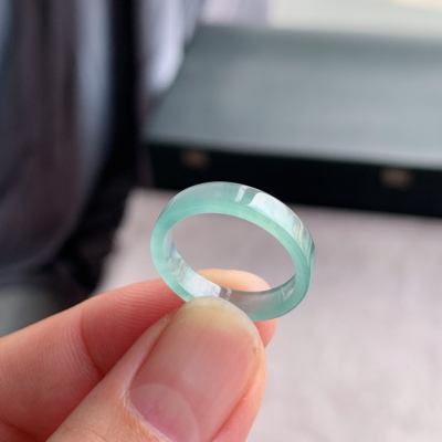 天然A货冰种白月光翡翠方戒