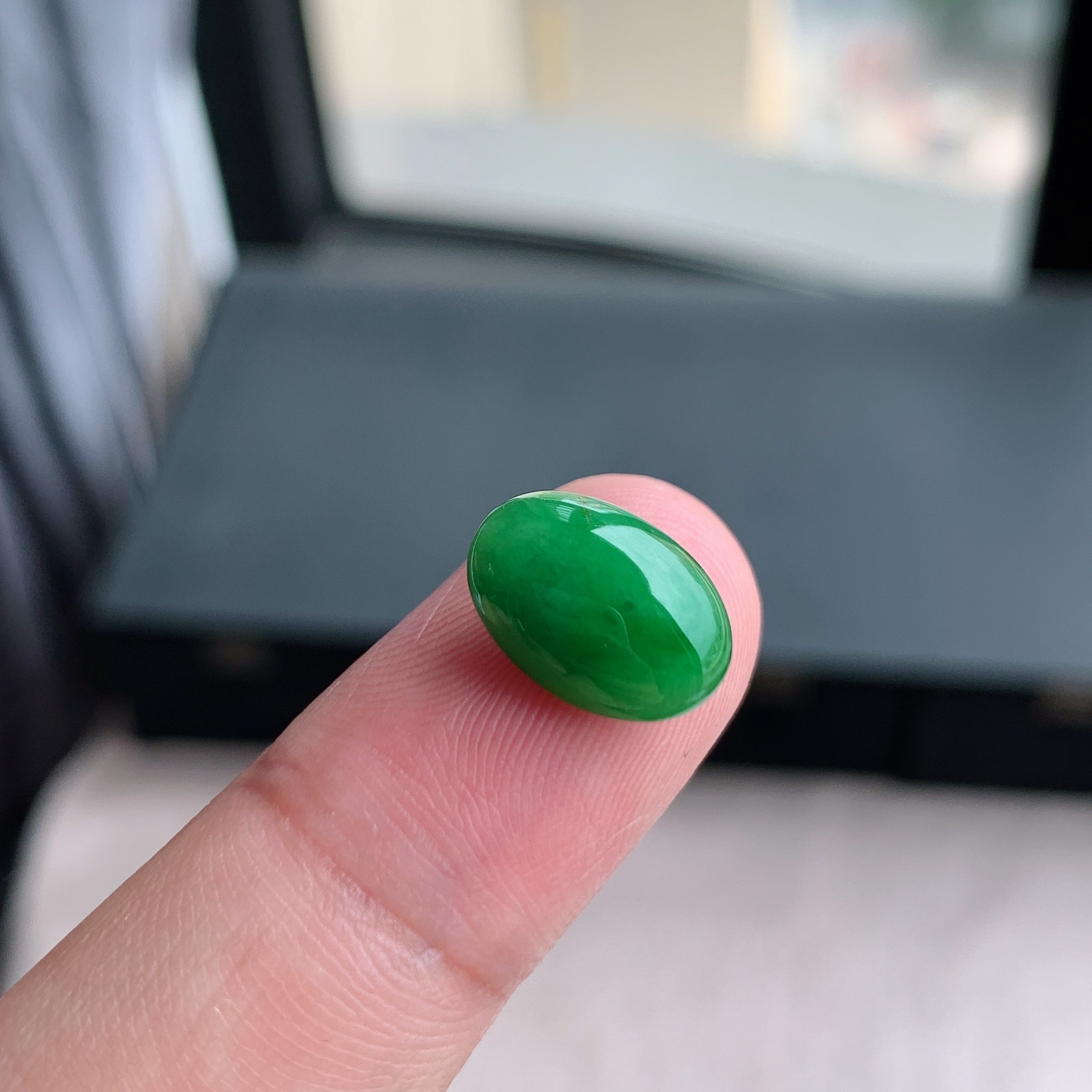 缅甸天然A货翡翠满绿蛋面戒面