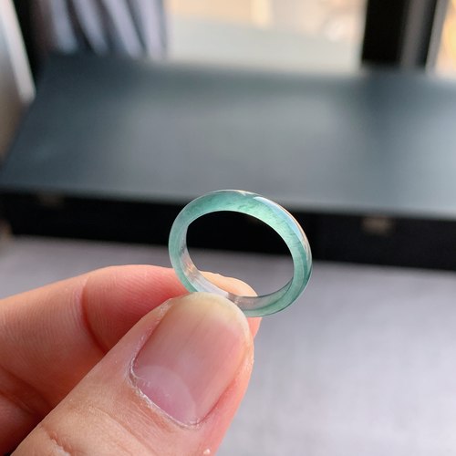 天然A货翡翠戒指素圈尾戒