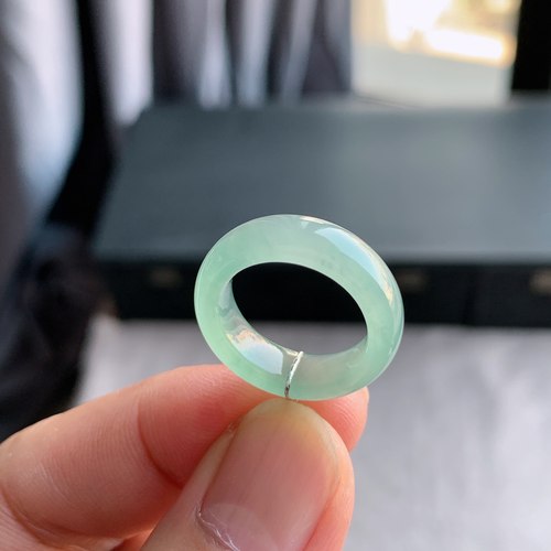天然A货冰种葡萄肉翡翠戒指