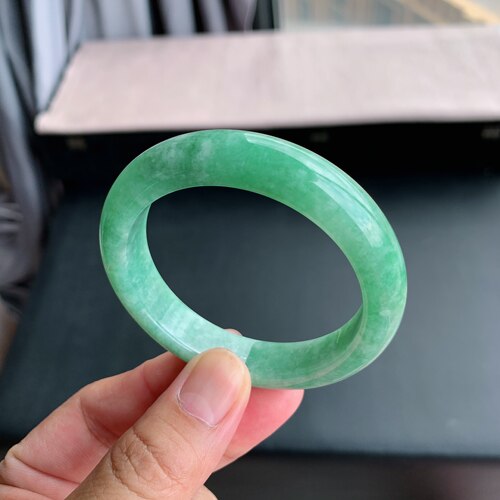 缅甸A货翡翠手镯54圈口阳绿