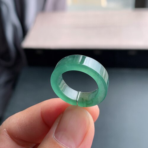 天然A货冰种湖水绿翡翠方戒