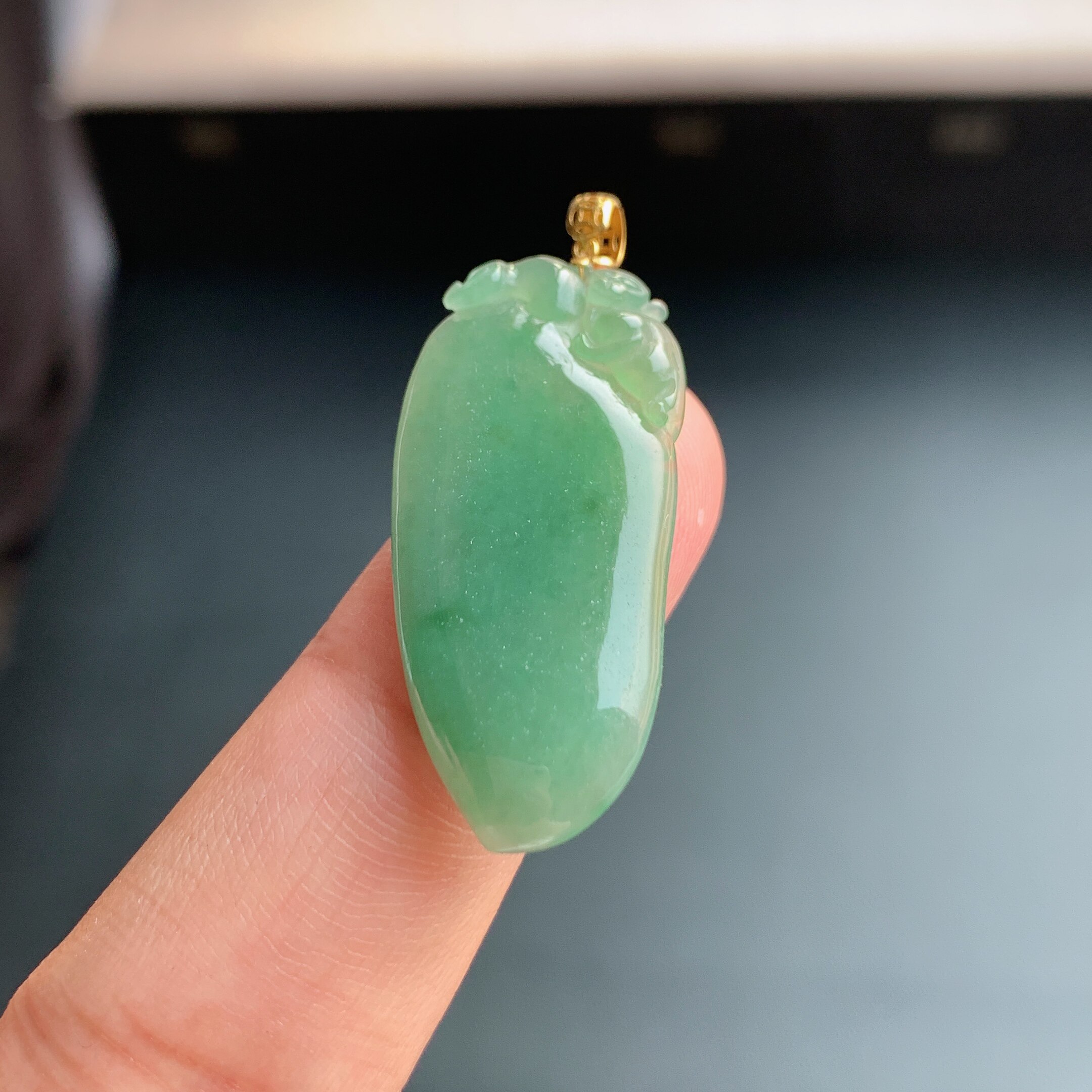 缅甸天然A货翡翠 18K金镶冰糯种满绿福瓜挂件吊坠L28