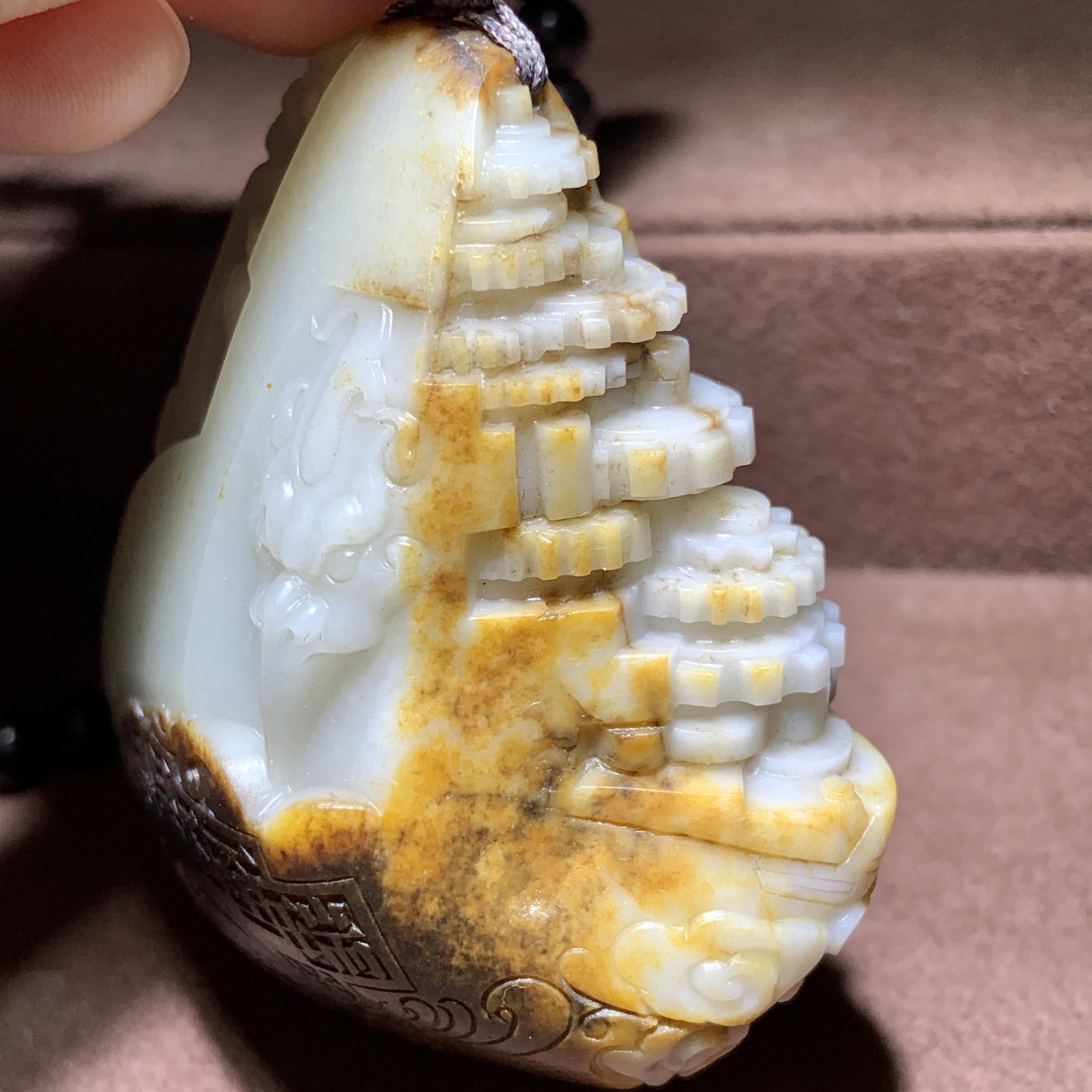新疆璞玉堂和田玉籽料黑皮锦灰堆