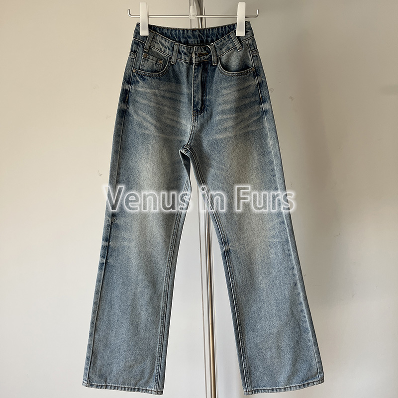 复古水洗浅蓝色舒适直筒牛仔长裤