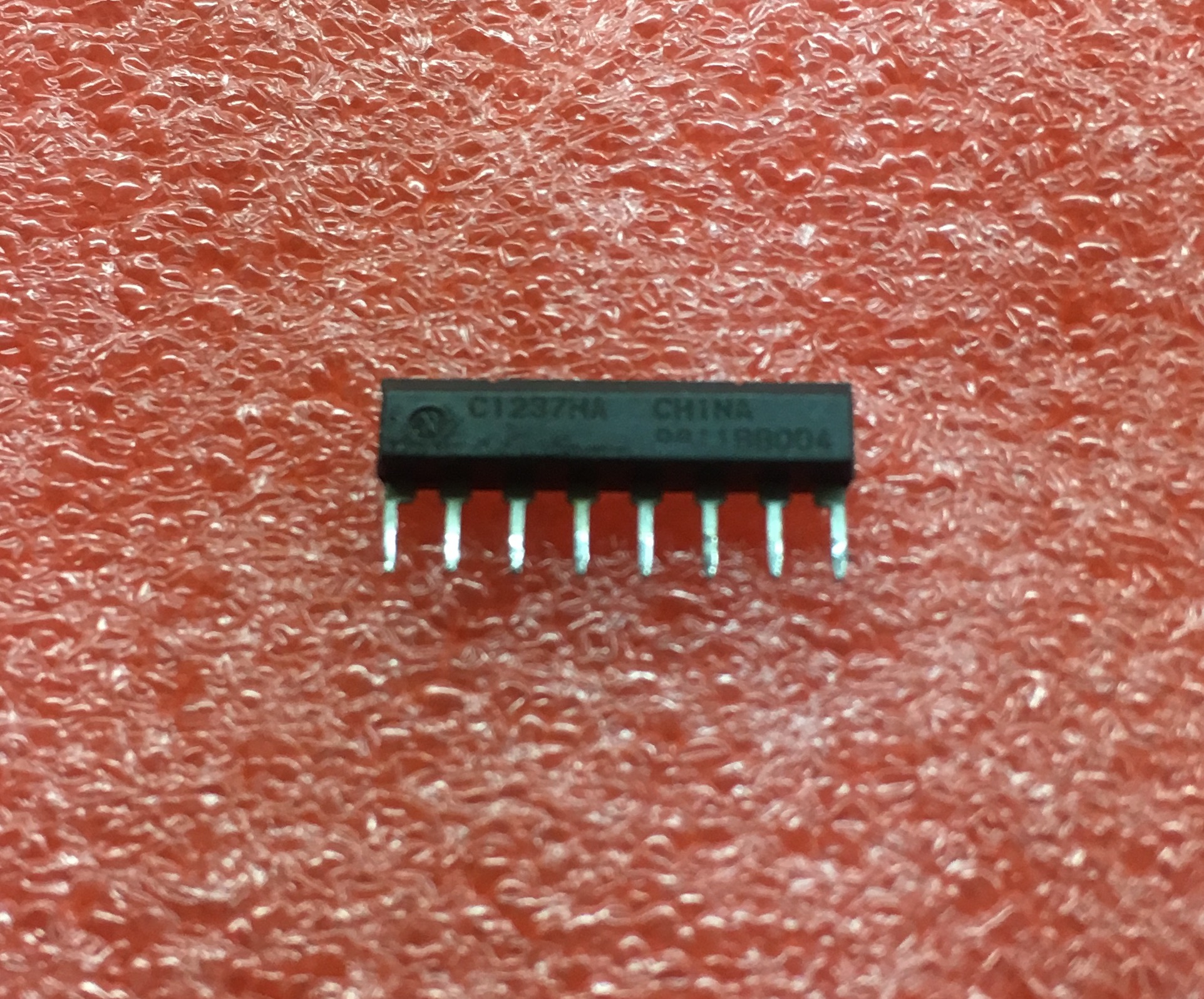 拆机 C1237 喇叭保护芯片