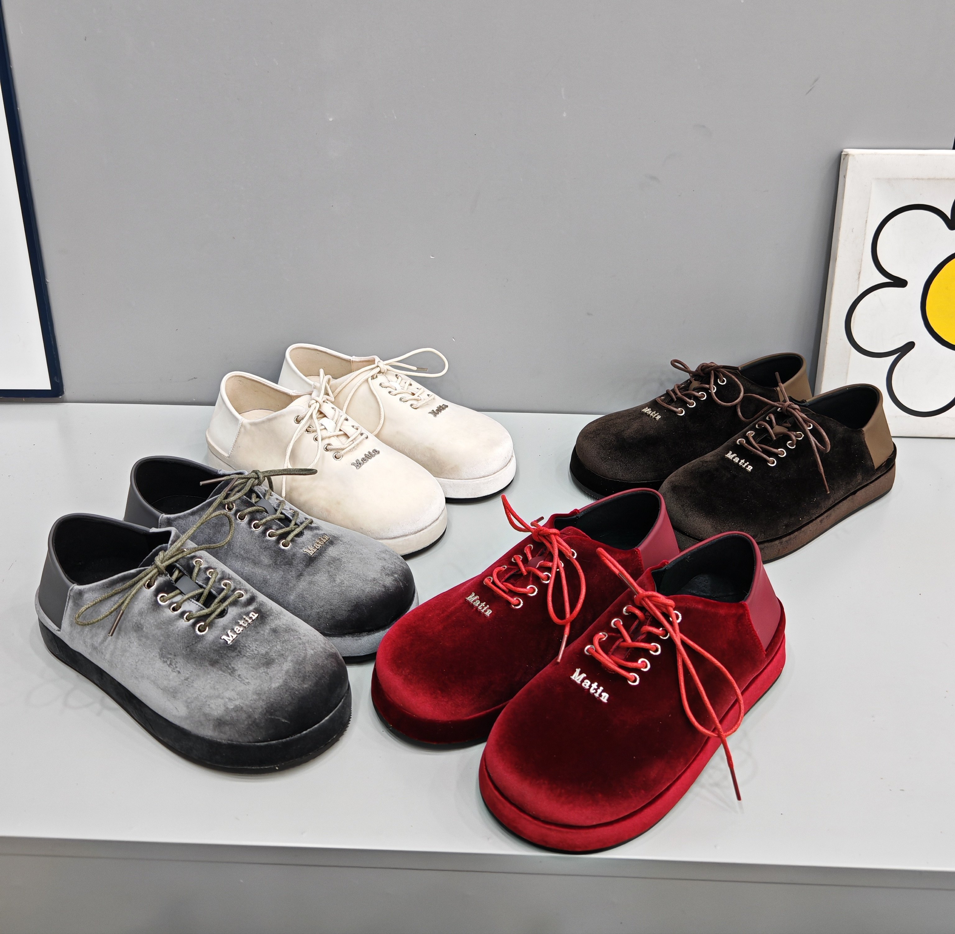 2026新款欧货金丝绒休闲鞋平底时尚百搭系带单鞋洋气耐穿女潮鞋,女鞋,浅口单鞋,淘宝优惠券,粉丝福利购,淘宝优惠卷