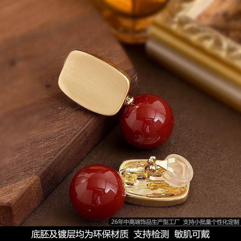 优雅精致小香风高亮正圆正红无耳洞珍珠耳夹轻奢高级感个性耳饰女