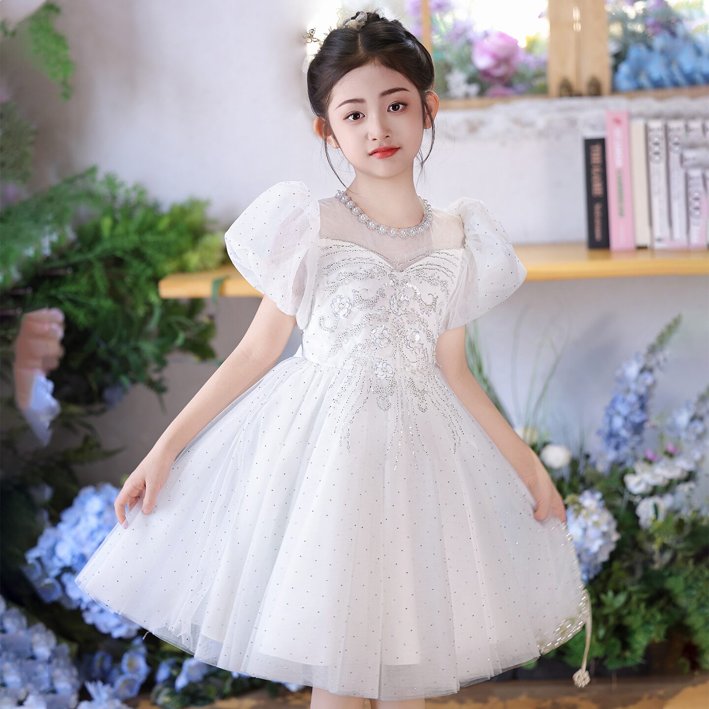 女童礼服公主裙小女孩白色花童婚纱高端儿童钢琴演奏主持人演出服