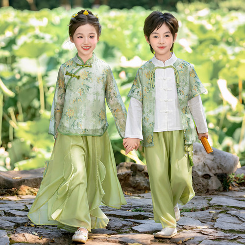 中秋节男童汉服女童2026新款古风套装儿童古装国学服幼儿园演出服