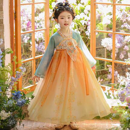汉服女童秋季古风儿童古装2026新款国风唐装小女孩中秋绝美连衣裙