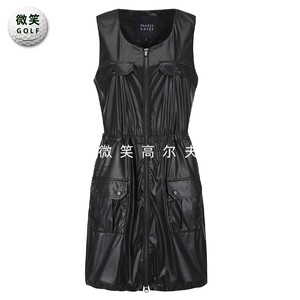 高尔夫女圆领拉链皮革无袖连衣裙