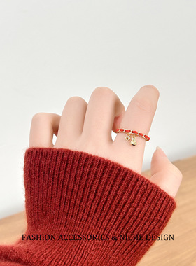 新年喜庆红色编织绳钱币福袋戒指